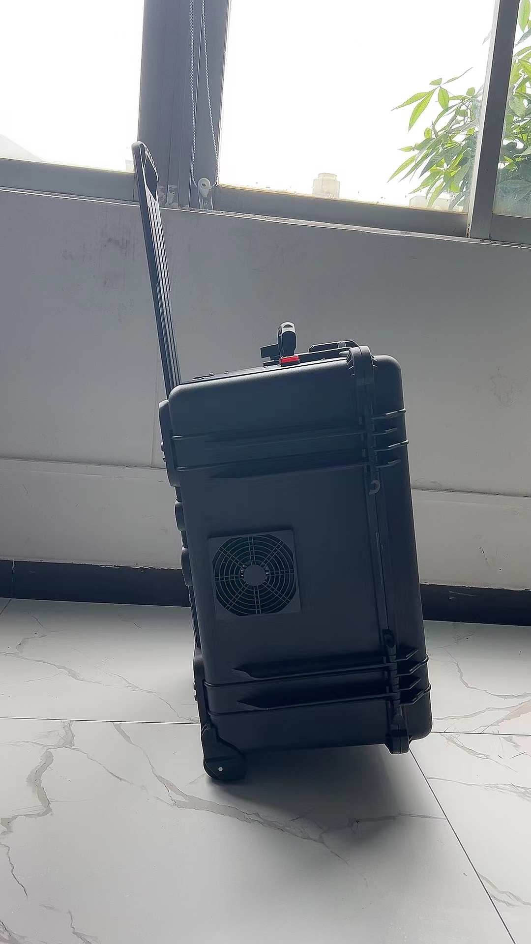 松潘手拉箱型移动通信干扰器